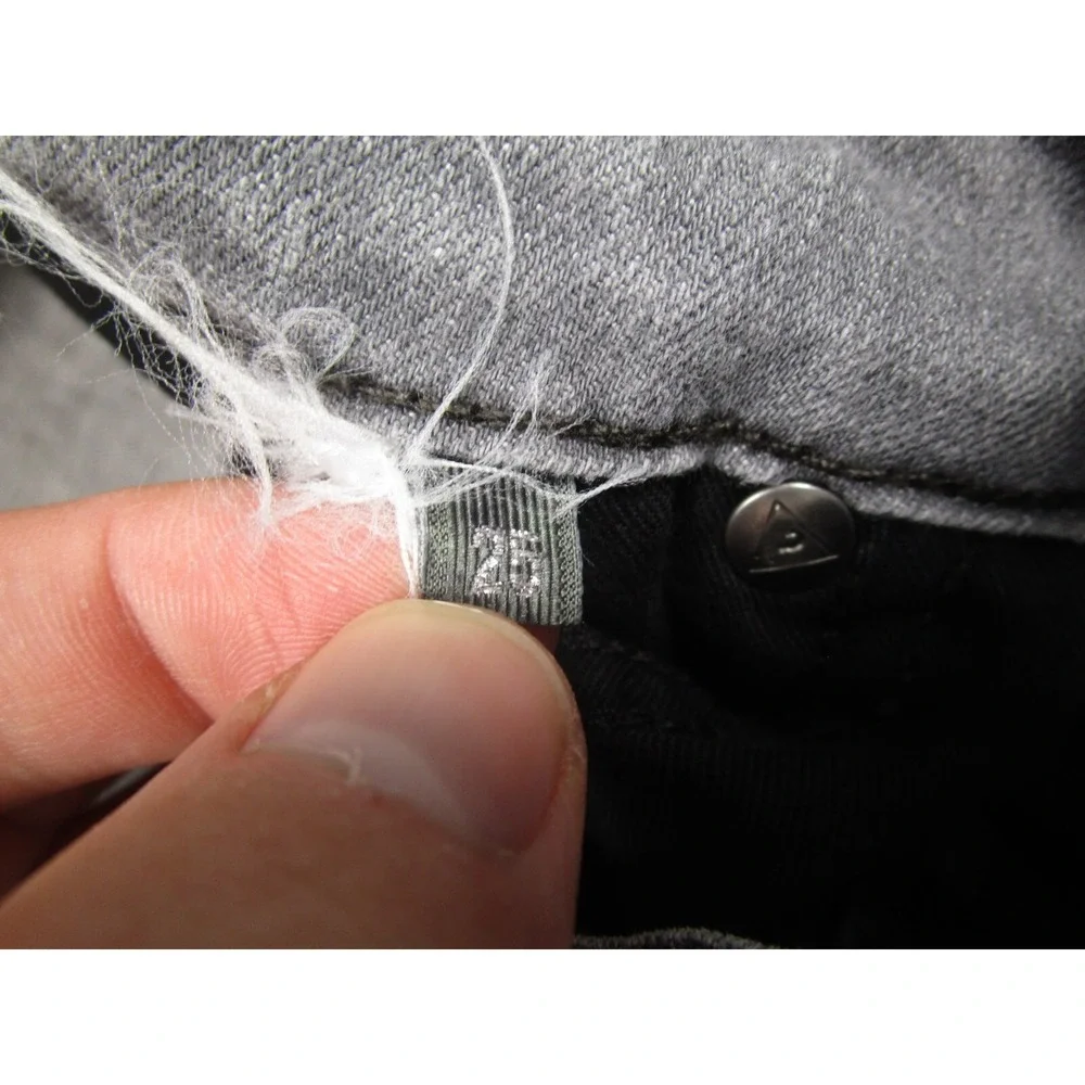 Guess Jeans Womens 25 Gray‎ Power Curvy Mid Rise Pockets Modern